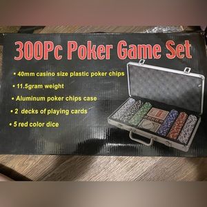 300 Piece Poker Game Set Never Used